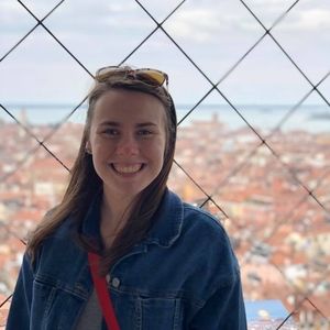 Meet your Posher, Alyssa